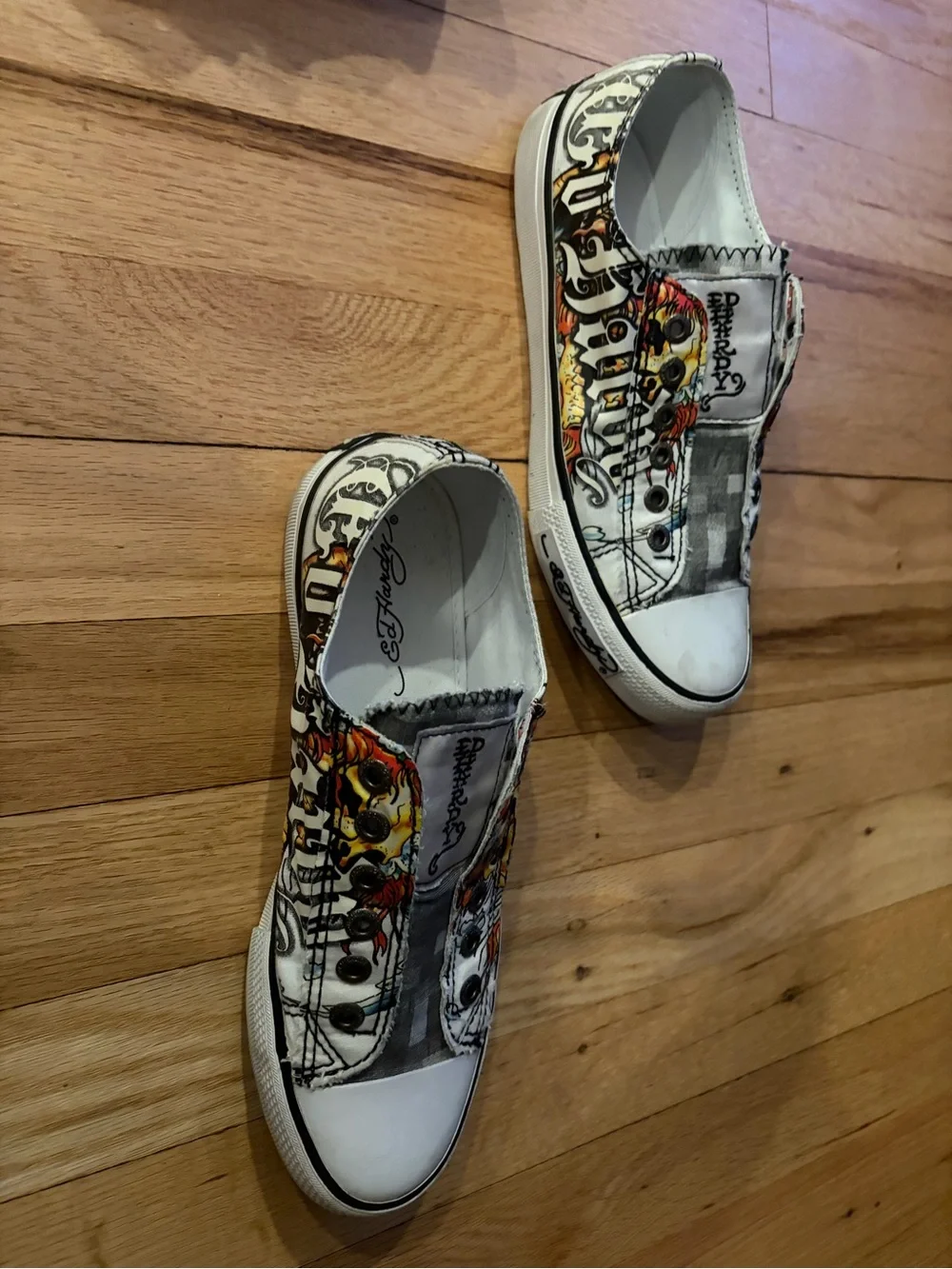 Slip-On Ed Hardy Canvas Sneakers with Floral Detail - White/Multicolor